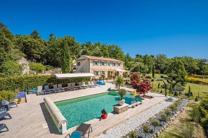 Maison de vacances pour 10 personnes, avec Terrasse ainsi que Jardin et Piscine à Murs