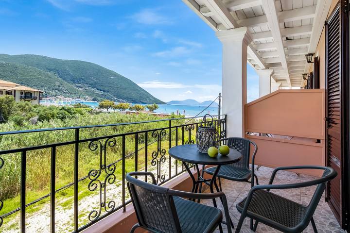 Entire studio, Apartment "Studio Rea" with Sea View, Garden & Wi-Fi in Vasiliki, Greece