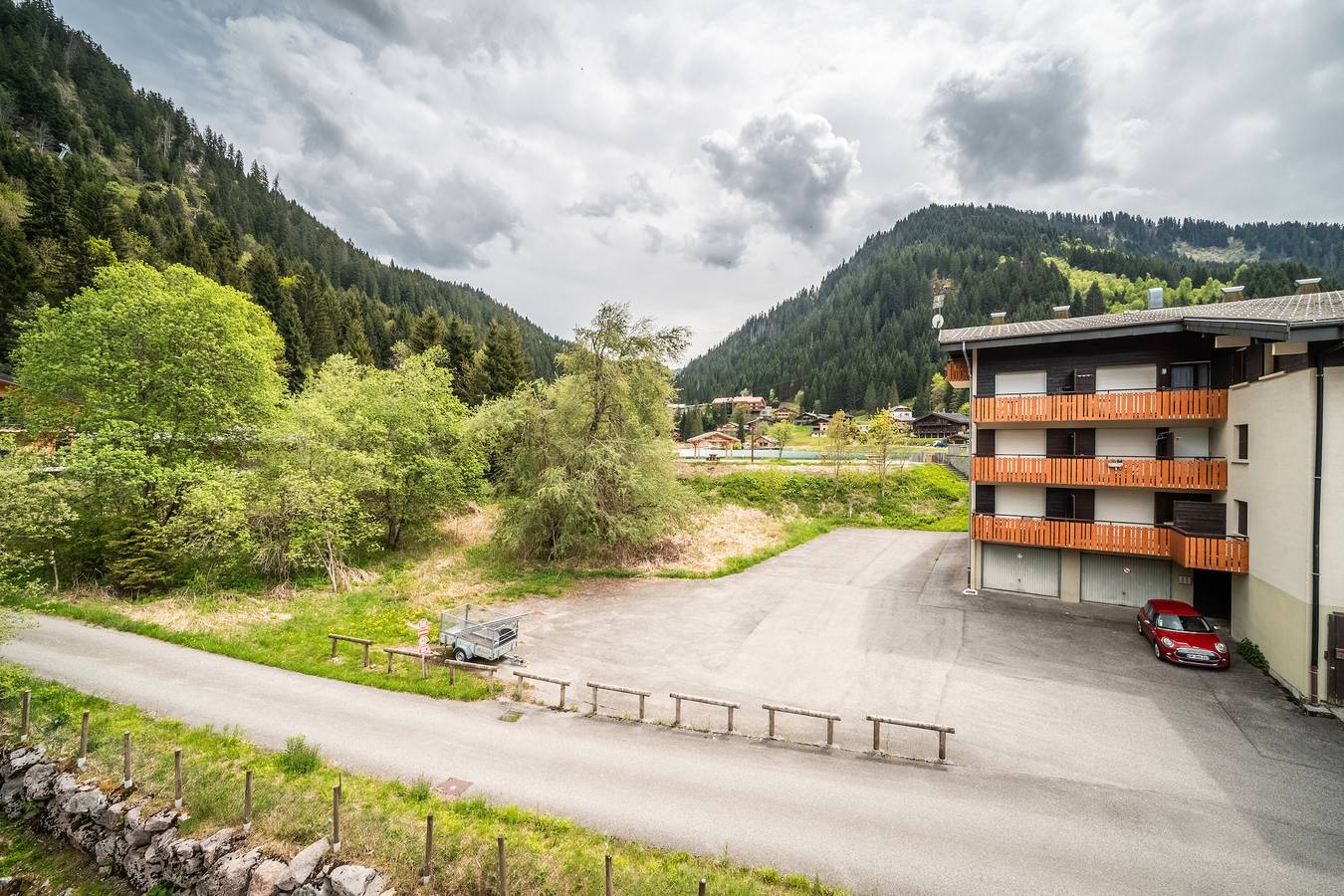 Apartment 'La Flèche De Vermeil - 6 Pers' with Mountain View, Balcony and Wi-Fi in Châtel, Les Portes du Soleil
