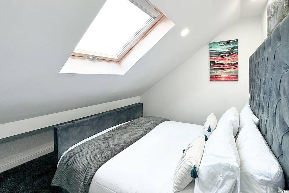 Cosy 5-Bed Home in Levenshulme in Manchester, Greater Manchester