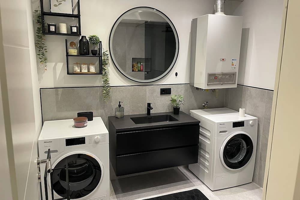 Ganze Wohnung, Zentrales Apartment\nmit Xxl Tv/Wlan,Vollküche & Kamin in Wuppertal, Bergisches Land