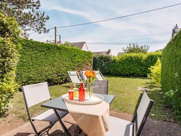 Location de vacances pour 3 personnes, avec terrasse dans Plage Du Petit Rohu Saint Pierre Quiberon