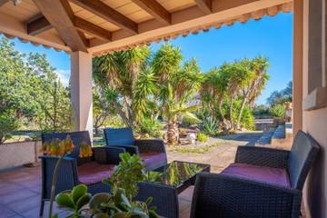 Villa in Ses Salines, South Majorca für 9 