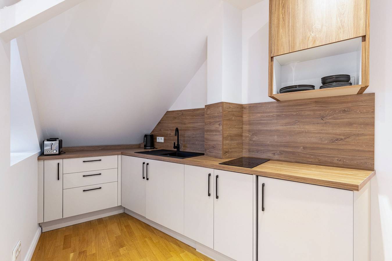 Modernes Luxus-Ferienhaus Ku’damm für 14 Personen mit Wlan in Berlin Innenstadt, Berlin