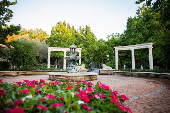 B&b per 2 persone, con Terrazza e Idromassaggio nonché Giardino e Piscina a Tivoli
