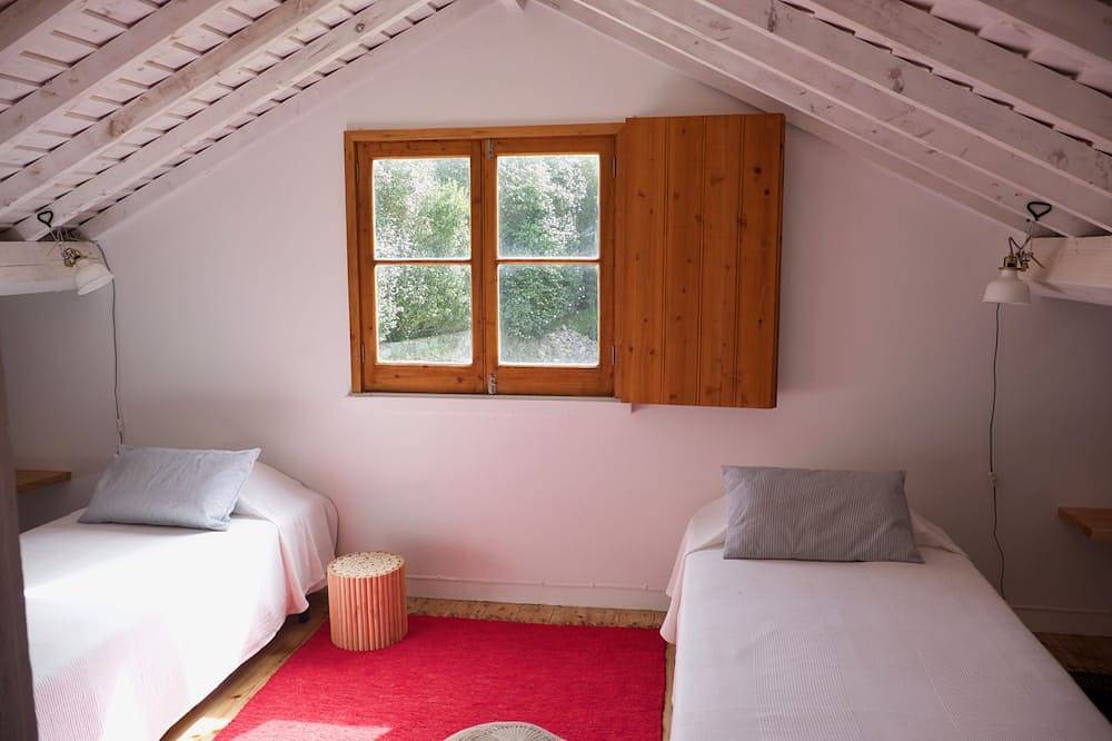 #Areas Houses 9, a House in the Azores in São Miguel Island, Furnas