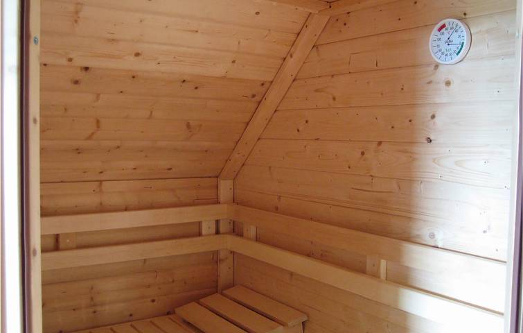 Charmante Wohnung 2km von Hessenburg in Saal, Vorpommern-Rügen