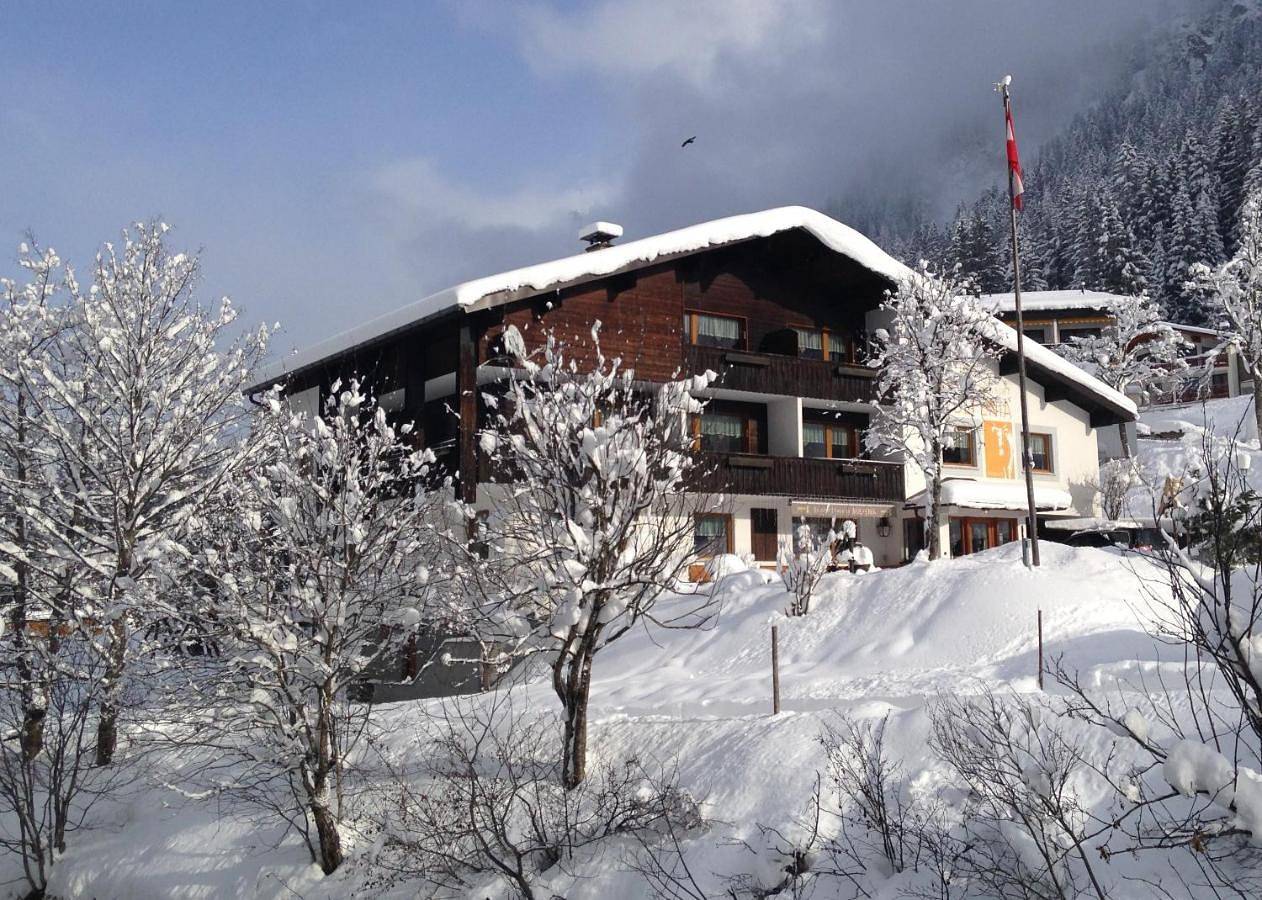 Gasthof-Pension Wulfenia in Sankt Gallenkirch, Golm im Montafon