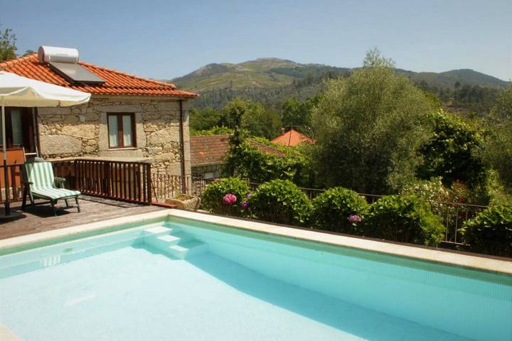 Casa de férias para 6 pessoas, com Varanda e Jacuzzi e ainda Terraço and Jardim em Cabeceiras de Basto (Região)