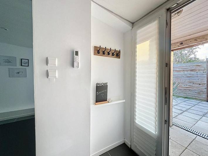 Location de vacances pour 4 personnes, avec terrasse dans Communay - 2