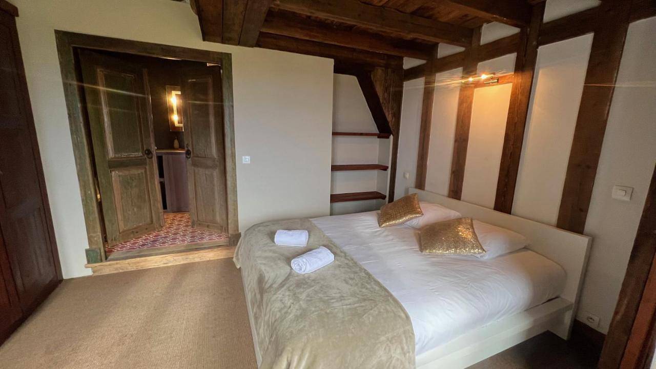 Appartement entier, Two-Bedroom Apartment in Seillans, Région de Draguignan