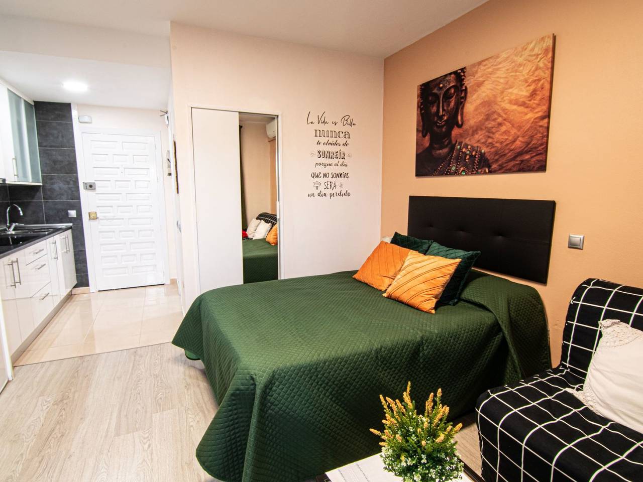 Ganze Wohnung, Benalbeach De Luxe an der Beach Front Line in Benalmádena Costa, Benalmádena