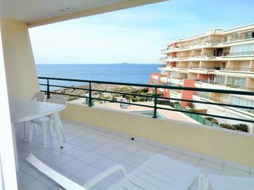 Gîte pour 4 personnes, avec terrasse dans Plage Lazaret