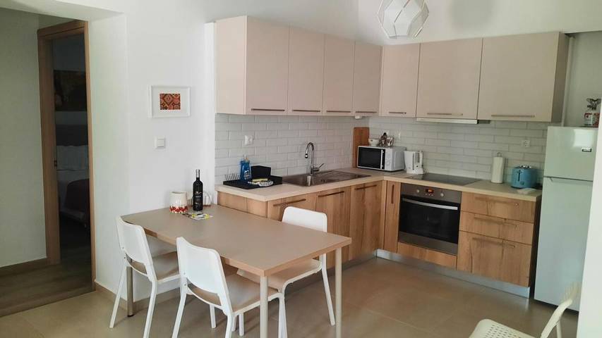 Gîte pour 4 personnes, avec terrasse et jardin dans Myrtos - 4