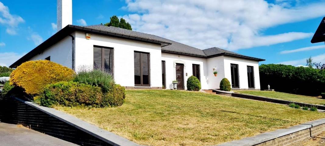 Location de vacances pour 9 personnes, avec jardin à Bilzen - 2