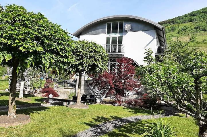 Ferienwohnung für 2 Personen, mit Garten in Alf