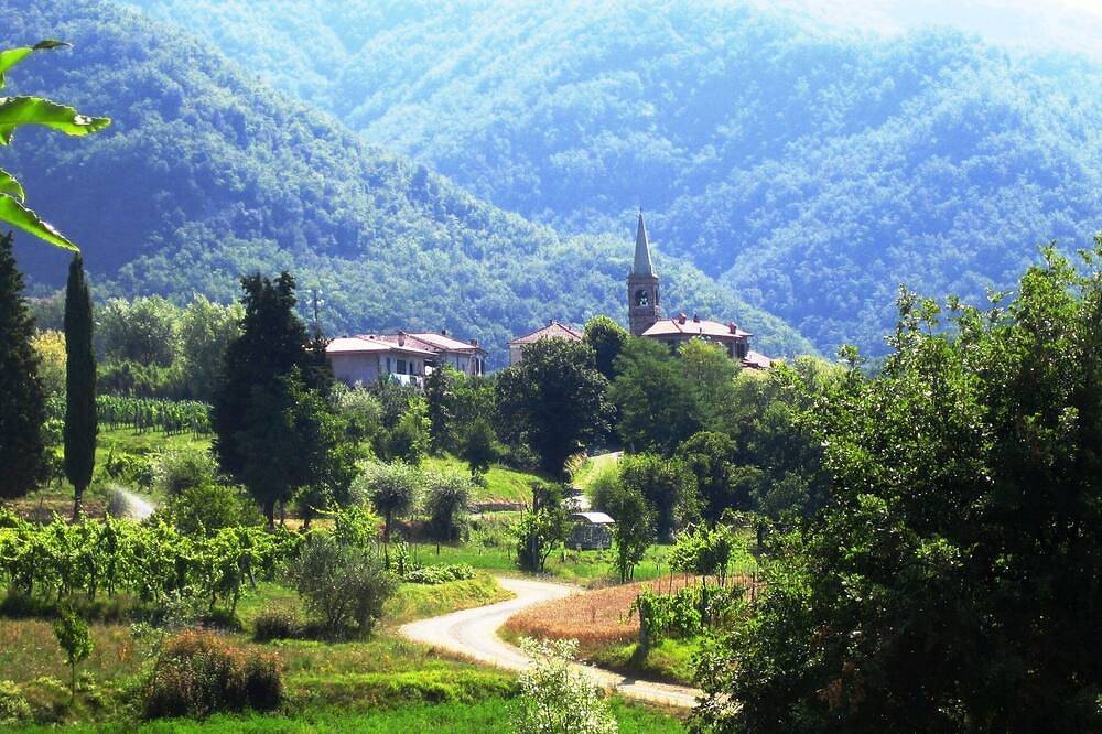 Agriturismo per 6 Persone in Bagnone, Val di Magra