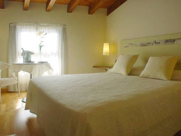 Casa de huéspuedes para 2 personas, con Terraza además de Jardín y Vistas en Trujillo
