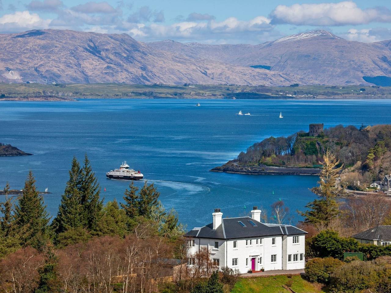 Log Cabin for 14 People in Oban, Argyll & Bute