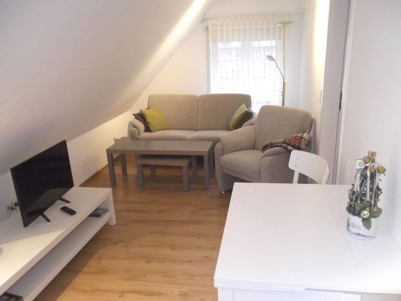 Ganze Ferienwohnung, Carl-Häberlin-Str. 15, Og links Whg. 2 - Carl-Häberlin-Str. 15, Og Whg. 2 in Wyk auf Föhr (Stadt), Wyk auf Föhr
