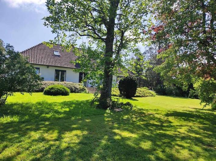 Chalet para 8 personas, con terraza y jardín - 1