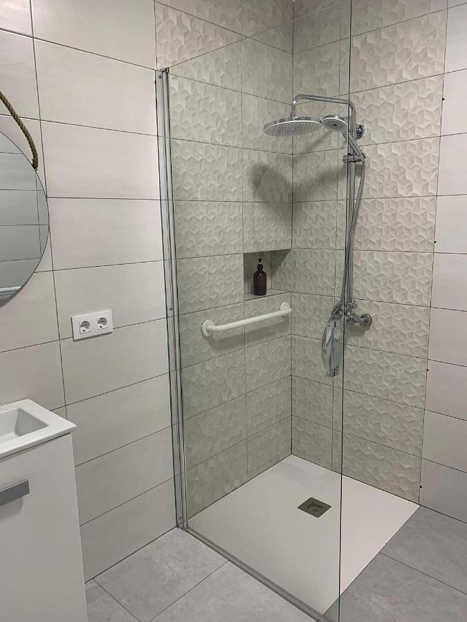 Chambre d’hôte pour 5 personnes, avec jardin et bassin pour enfant ainsi que piscine et vue à Calpe - 3