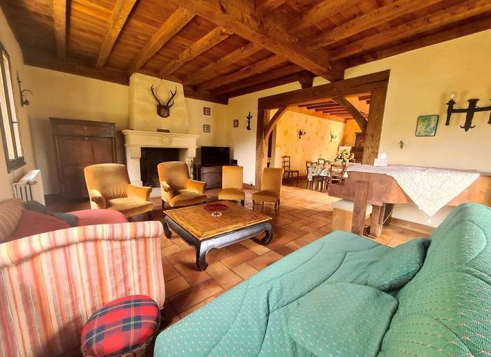 Location de vacances pour 15 personnes, avec jardin ainsi que piscine et vue, animaux acceptés à Lalinde - 2