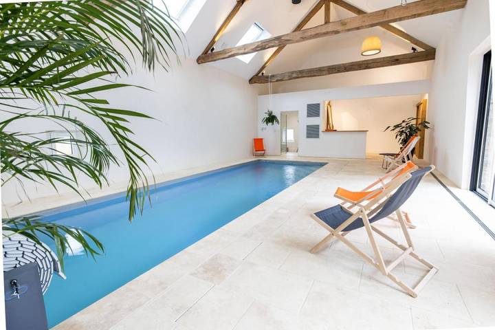 Maison de vacances pour 14 personnes, avec Terrasse et Jardin ainsi que Bassin pour enfant et Piscine