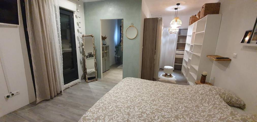 Location de vacances pour 4 personnes, avec piscine ainsi que vue et jardin à Saint-Alexandre - 3