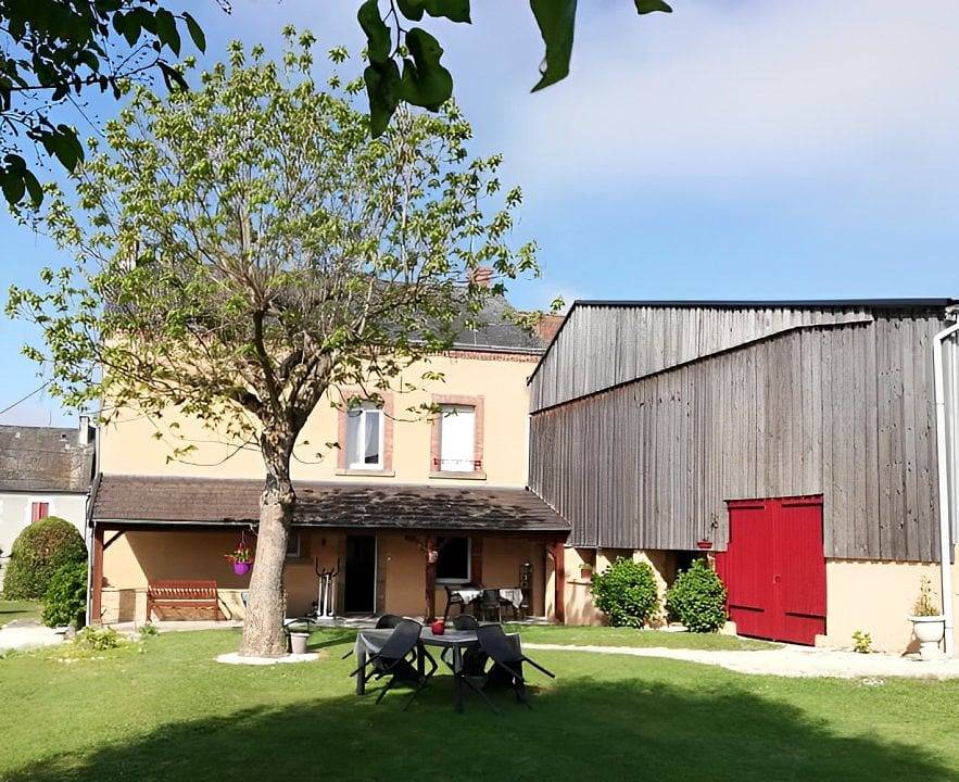 Chambres d'hôtes "Le Relais" - Chambre 1 in Arnac-la-Poste, Région de Bellac