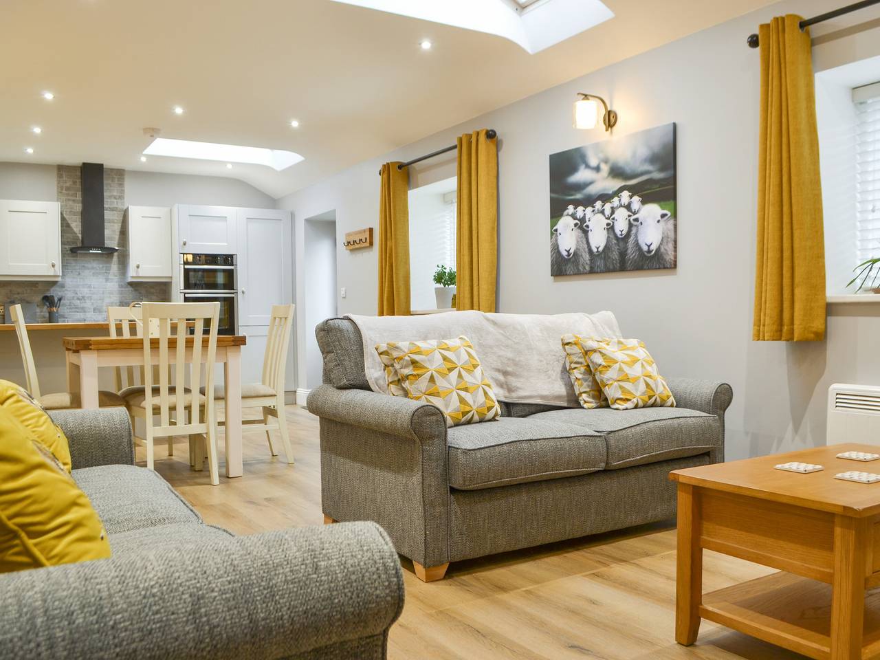 Bumble Cottage in Cockermouth, Lake District