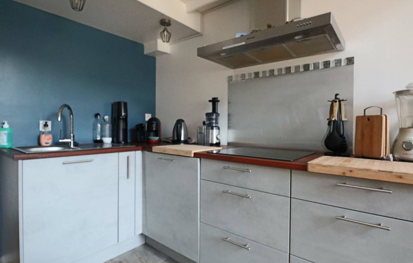 Appartement entier, Appartement 'Les Chatons - Gl' avec vue sur la montagne et Wi-Fi in La Bourboule, Parc naturel régional des Volcans d'Auvergne