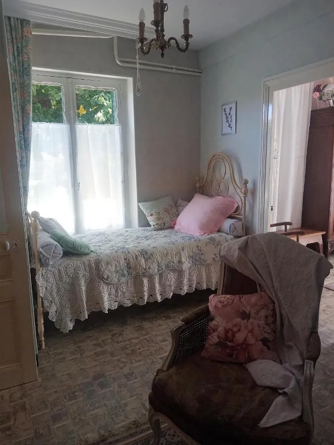 Apartamento de vacaciones para 3 personas, con jardín y terraza - 1