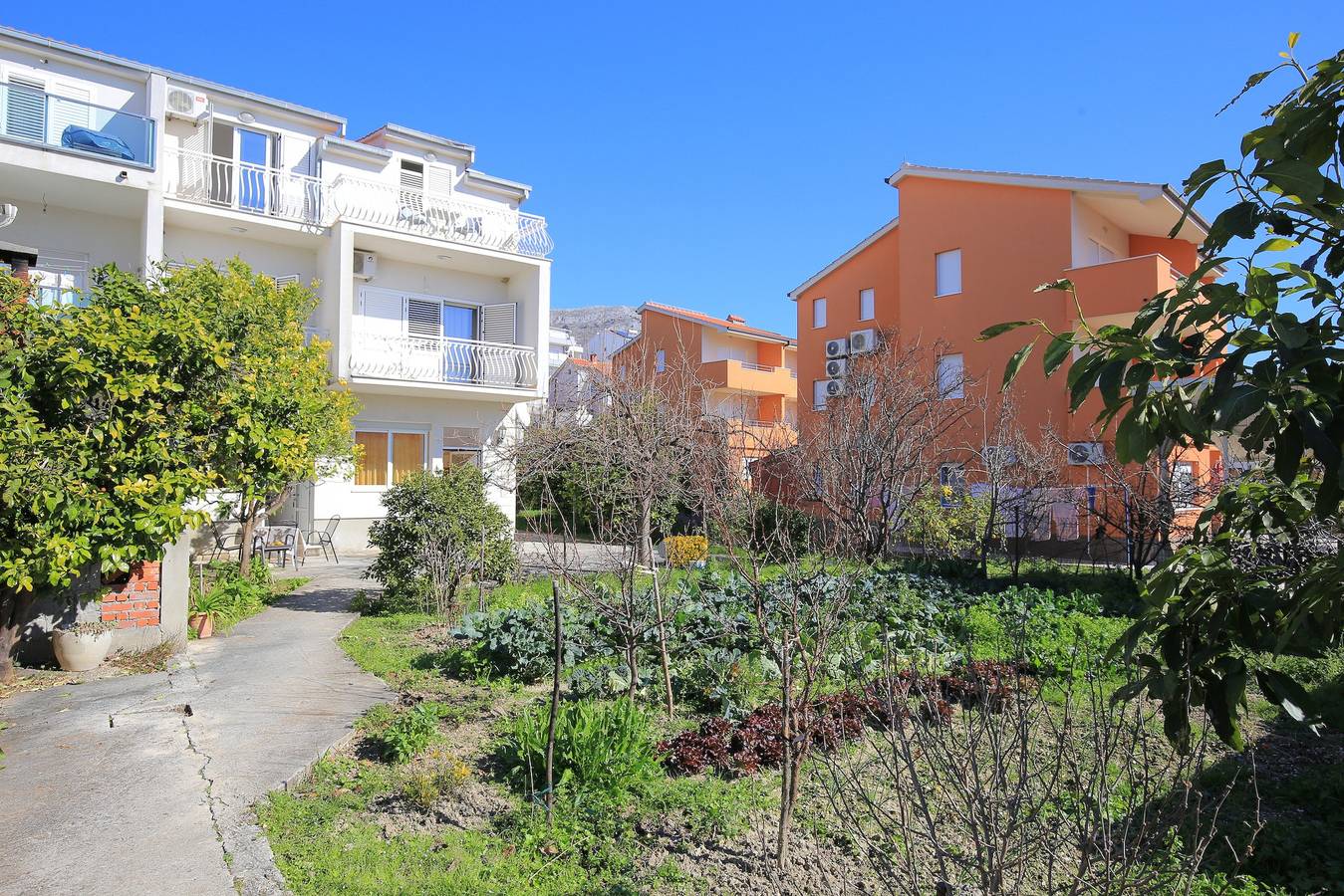 Ganze Wohnung, 1-Zimmer-Ferienwohnung mit Balkon und Meerblick Podstrana (Split) A-23954-a in Grljevac (Podstrana), Podstrana