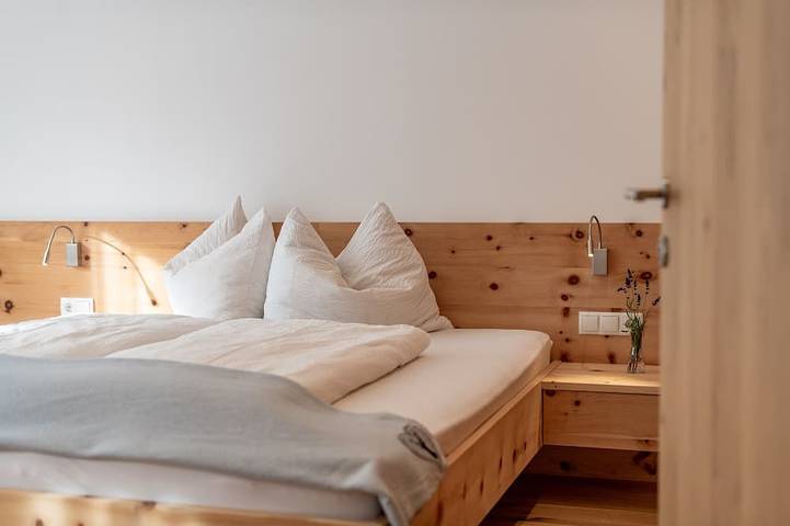 Ferienwohnung für 4 Personen, mit Pool und Garten sowie Balkon in Marling - 3