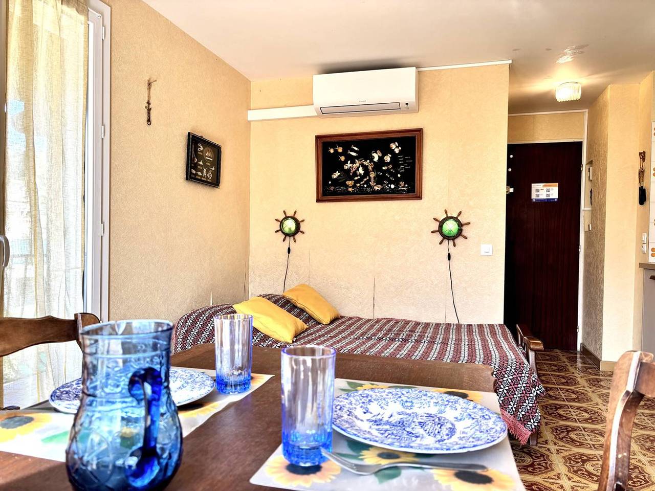 Appartement entier, Studio à louer, à 2 pas de la plage avec parking - La Londe-les-Maures in La Londe-les-Maures, Parc national de Port-Cros