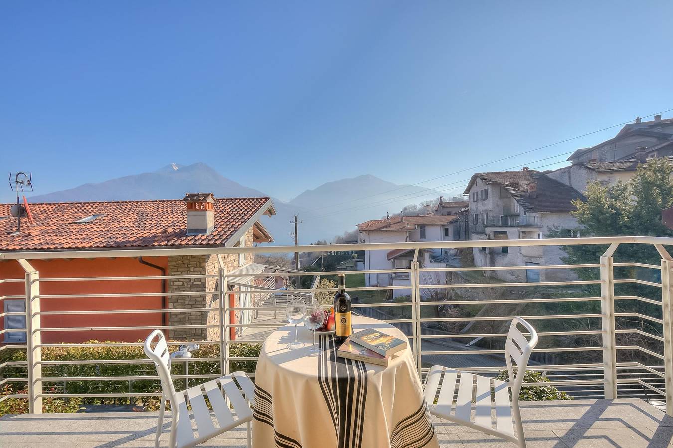 Ganze Wohnung, La Perla Di Pianello in Calozzo, Pianello del Lario