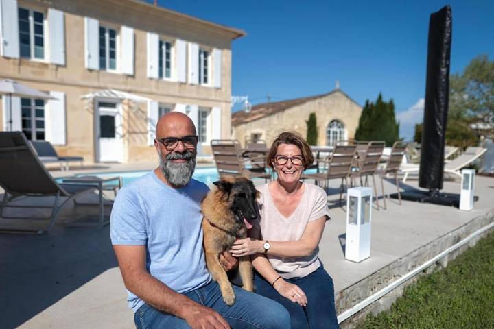 Gîte pour 4 personnes, avec piscine et terrasse, animaux acceptés à Saint-Sulpice-de-Faleyrens