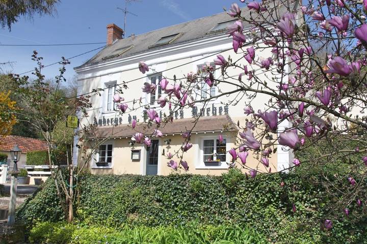 Hôtel pour 2 personnes, avec jardin, animaux acceptés à Luché-Pringé