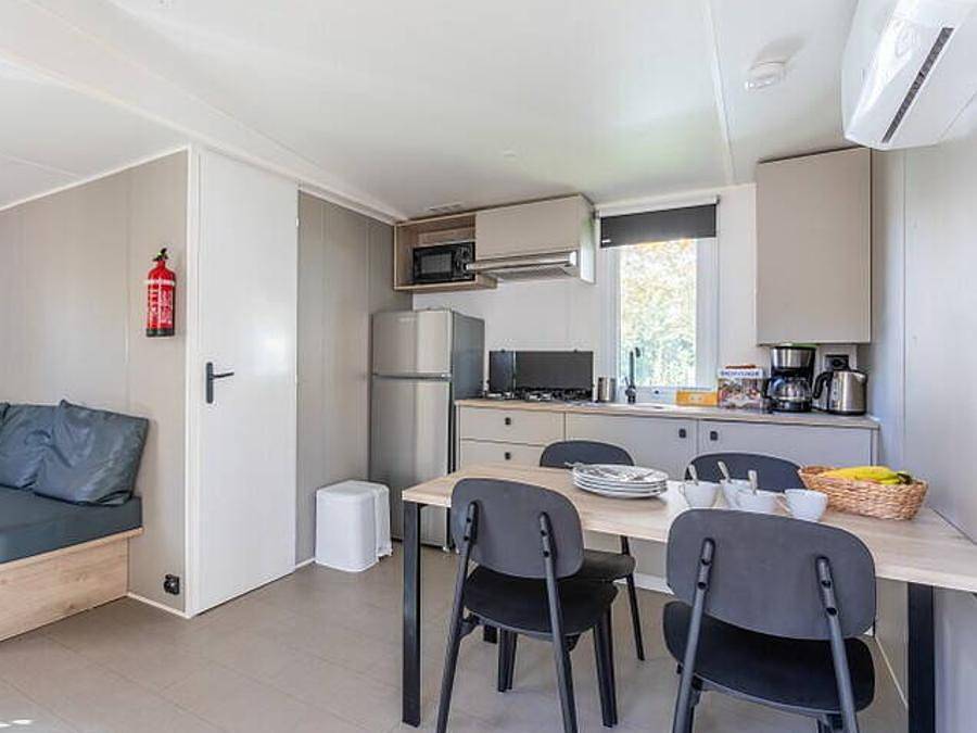 Camping Lou Broustaricq - Mobilheim 4 personen - Comfort | 2 Schlafz. | 4 Pers. | Erhöhte Terrasse in Sanguinet, Côte d’Argent