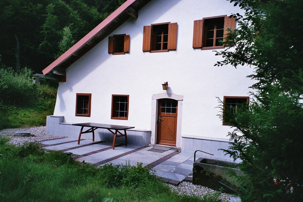 Ganze Wohnung, Grillnhäusl - Grillnhäusl - Ruheoase in Alleinlage mit Sauna, Erlebnisstadl & Rehen vor der Haustür in Wegscheid, Ostbayern
