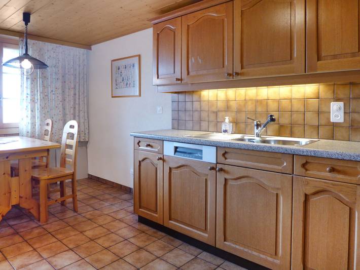 Ferienwohnung für 6 Personen, mit Balkon und Seeblick sowie Ausblick am Thunersee - 4