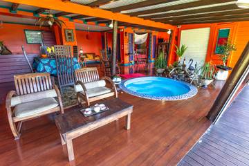 Villa for 2 Guests in Deshaies, French West Indies, Picture 4