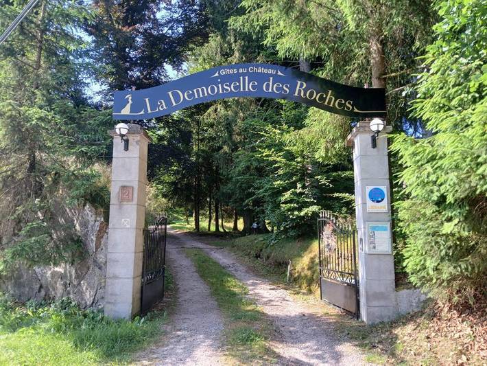 Gîte pour 4 personnes, avec jardin et vue ainsi que terrasse et sauna, animaux acceptés à Ramonchamp - 2