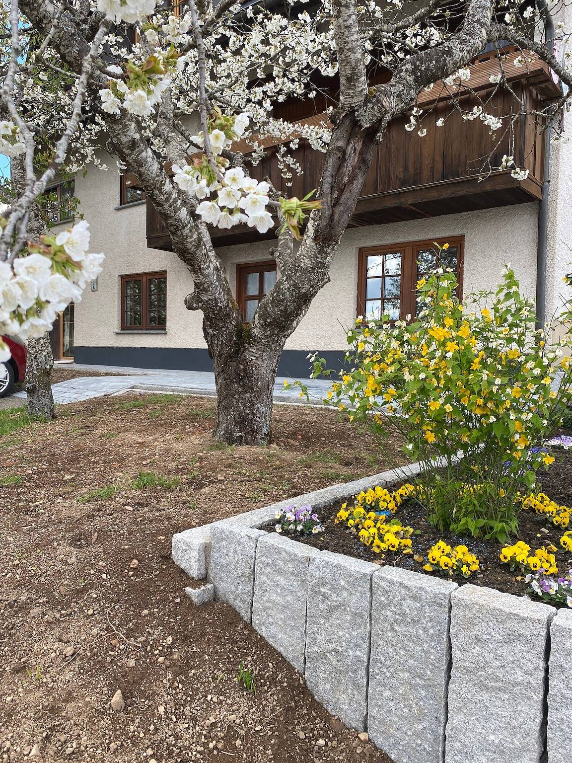 Ganze Wohnung, Ferienwohnung 'Schwarzwaldnest' mit privater Terrasse und Gemeinschaftsgarten in Dachsberg, Südschwarzwald