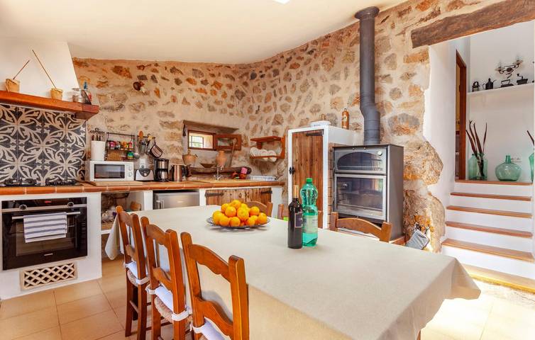 Charmante Terrasse Apt 2km von Fornalutx in Fornalutx, Mallorca Westen