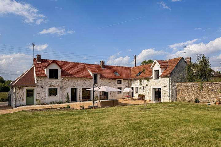 Cottage pour 2 personnes, avec jardin à Adainville