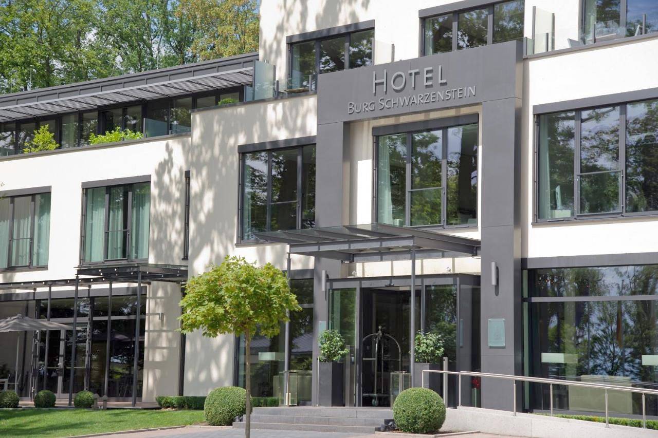 Hotel Burg Schwarzenstein in Johannisberg, Geisenheim