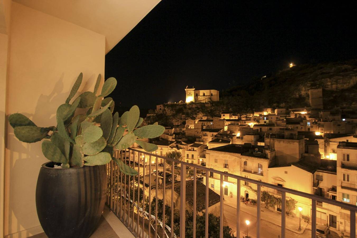 Platone, apartment with view in Scicli in Scicli, Ragusa Province