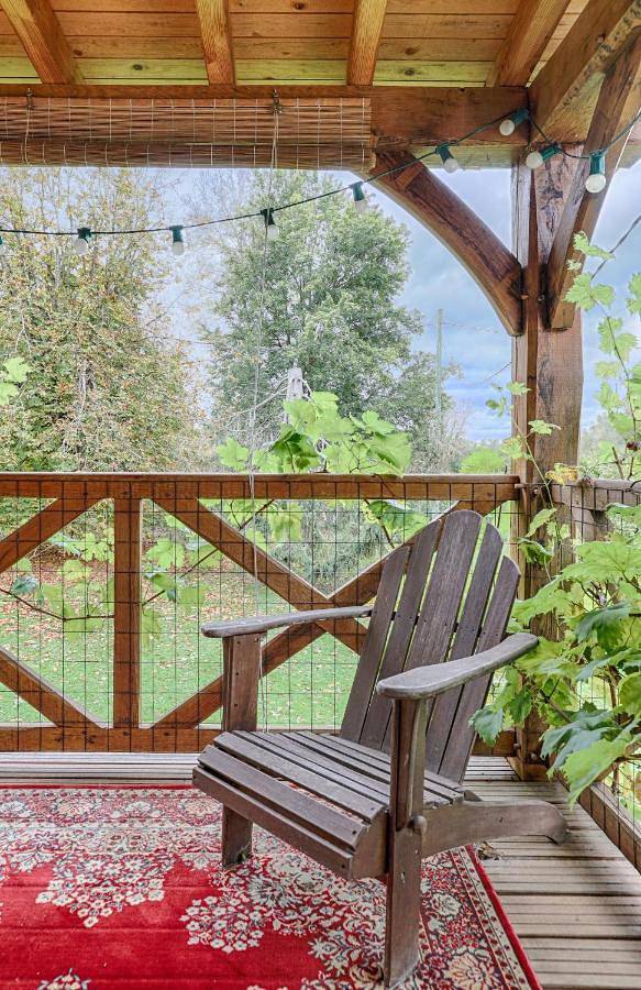 Location de vacances pour 6 personnes, avec balcon et vue à Chalifert